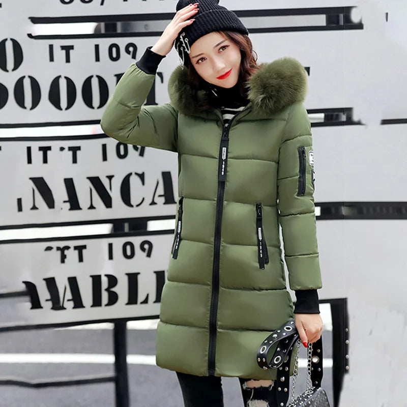 Parka con cappuccio e collo in pelliccia invernale da donna, alla moda, con lettere, tasche con cerniera, design lungo, elegante, sottile, caldo e spesso, cappotti femminili