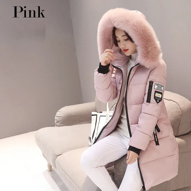 Parka con cappuccio e collo in pelliccia invernale da donna, alla moda, con lettere, tasche con cerniera, design lungo, elegante, sottile, caldo e spesso, cappotti femminili